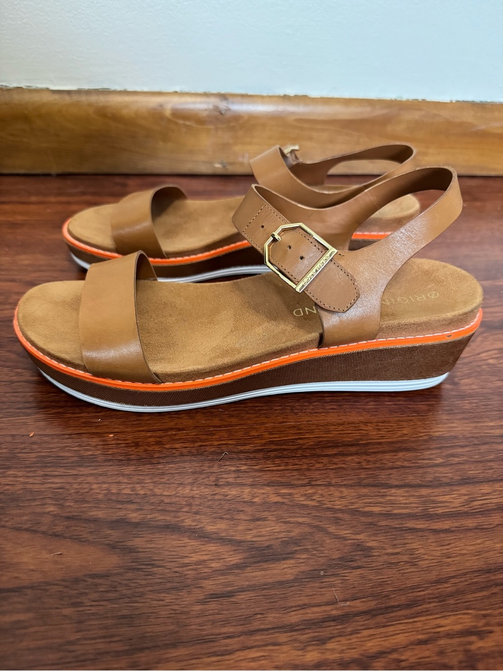 COLE HAAN Original Grand Women’s Flat Platform Sandals